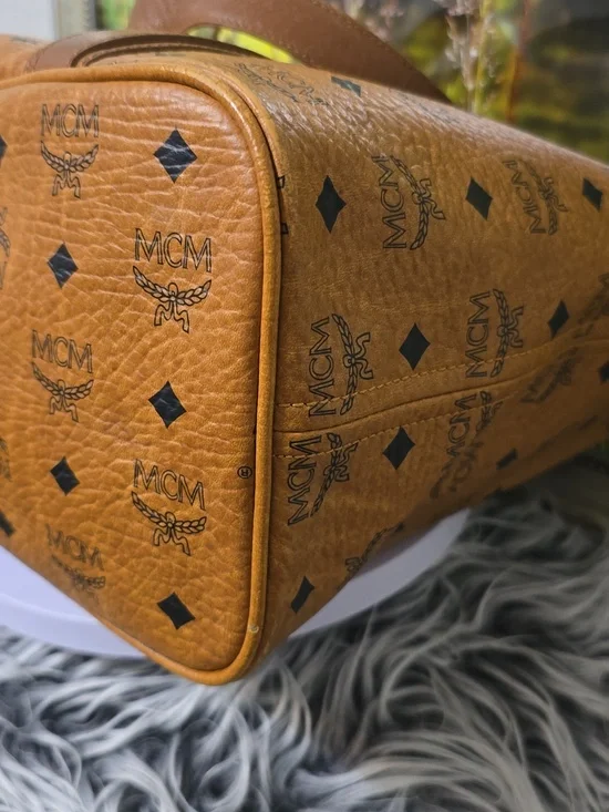 MCM Cognac Visetos Monogram Tote Bag Large Leather Shoulder Bag EUC - Picture 7 of 12